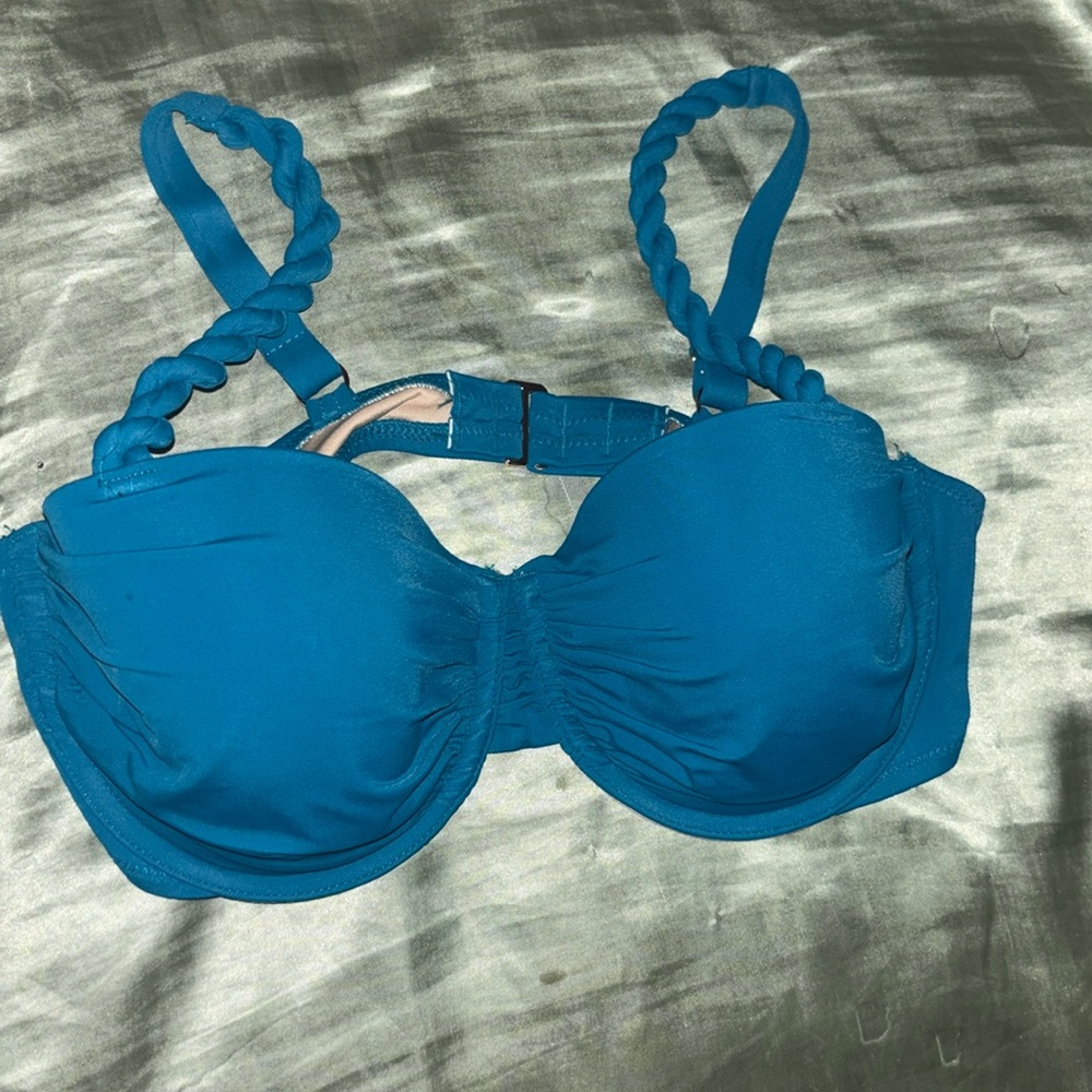 Bikini padded top